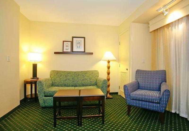 Best Western Hesperia-Victorville Suites Oda fotoğraf